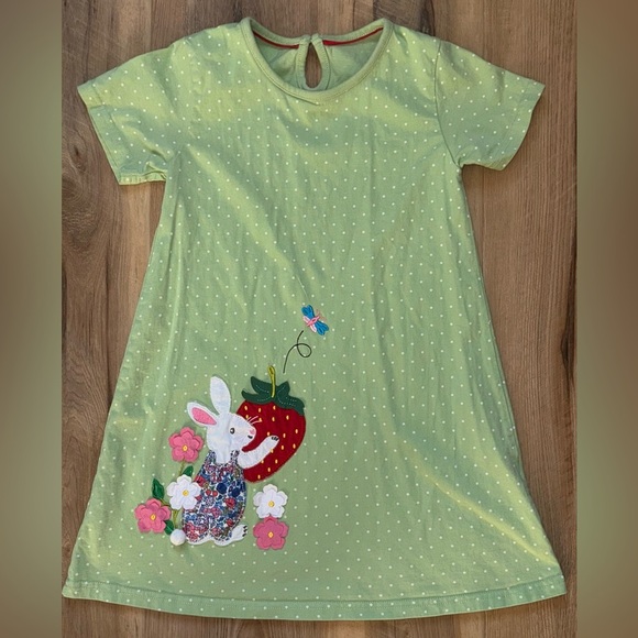 Other - 🍓Boden-like Green Dress with Rabbit and Strawberry Design